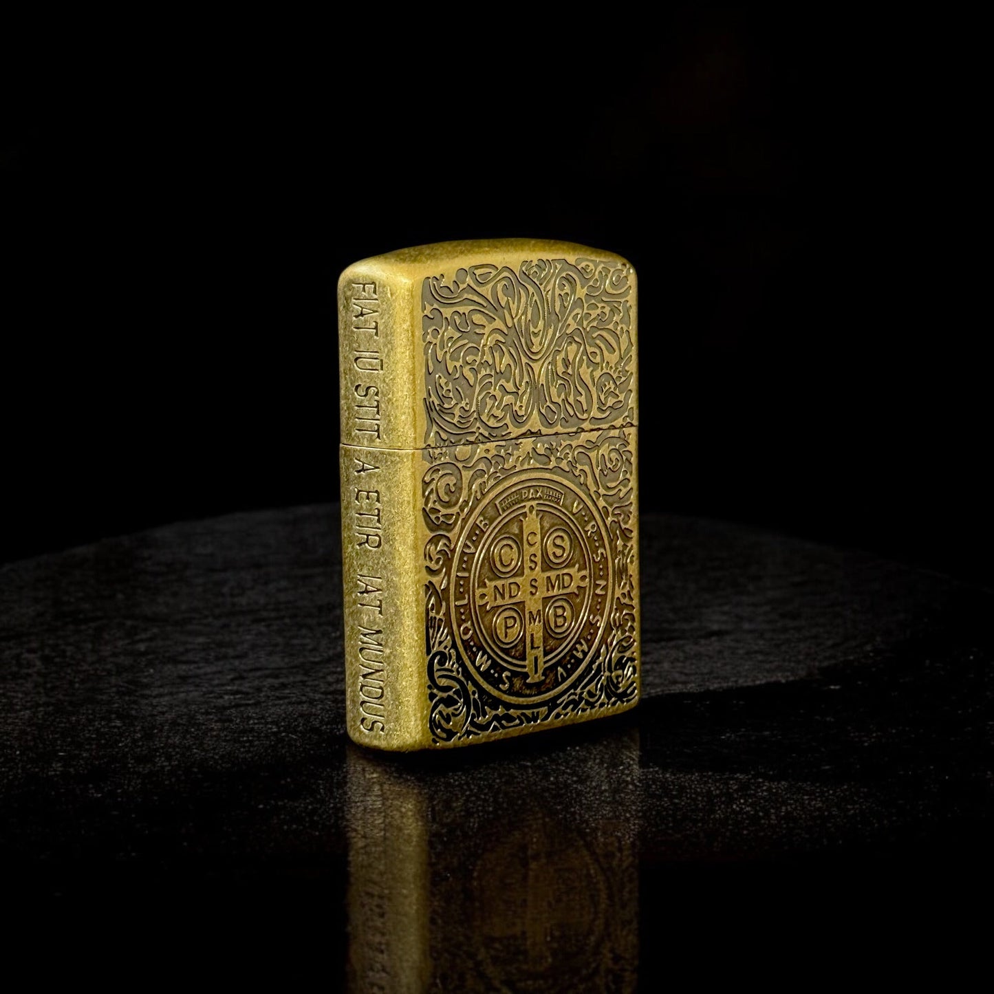 CONSTANTINES LIGHTER