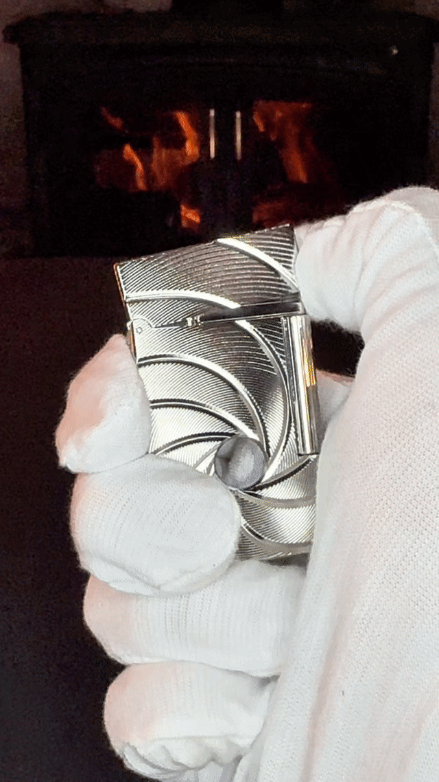 Agent 007 Lighter