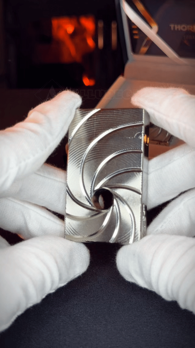 Agent 007 Lighter